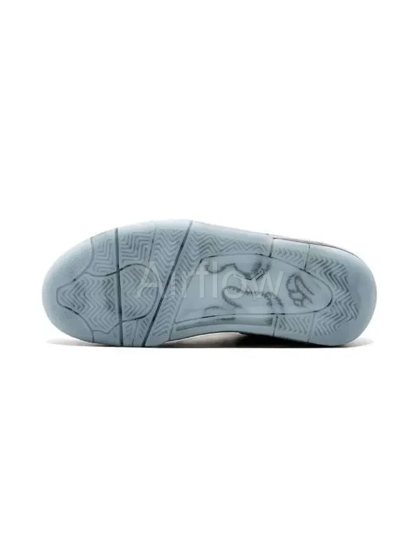 JORDAN RETRO 4 KAWS 'COOL GREY' 5
