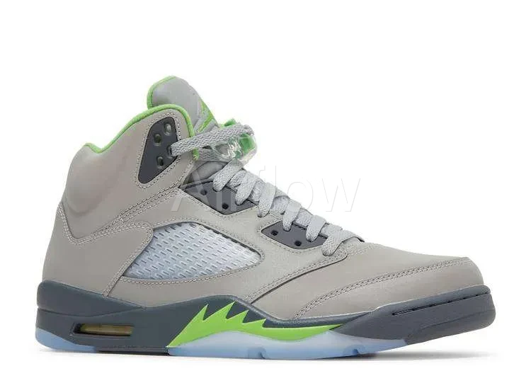 JORDAN RETRO 5 'GREEN BEAN' — vista 2