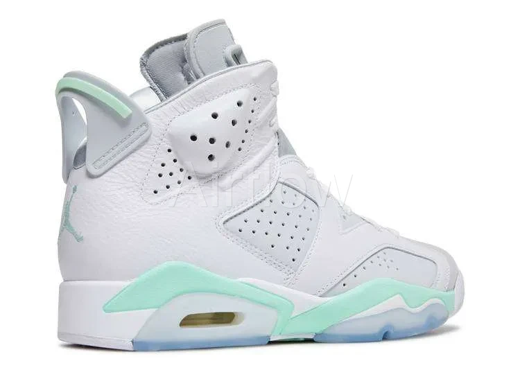 JORDAN RETRO 6 'MINT FOAM' 3