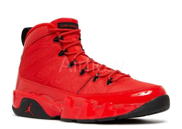 JORDAN RETRO 9 'CHILE RED' — vista 2