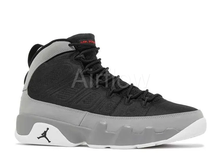 JORDAN RETRO 9 'PARTICLE GREY' — vista 2