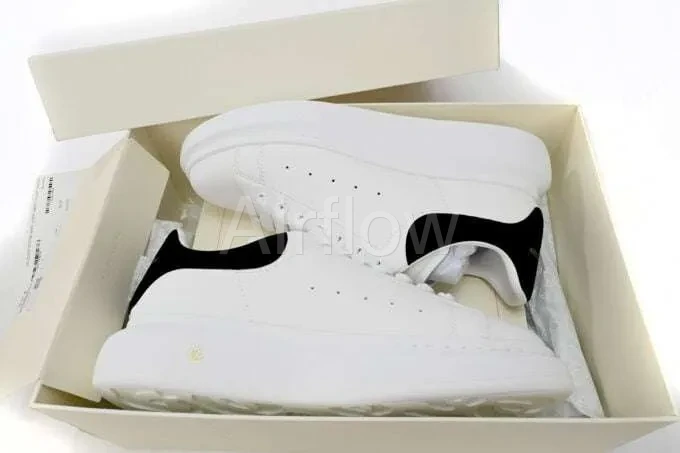 MCQUEEN TERCIOPELO 3