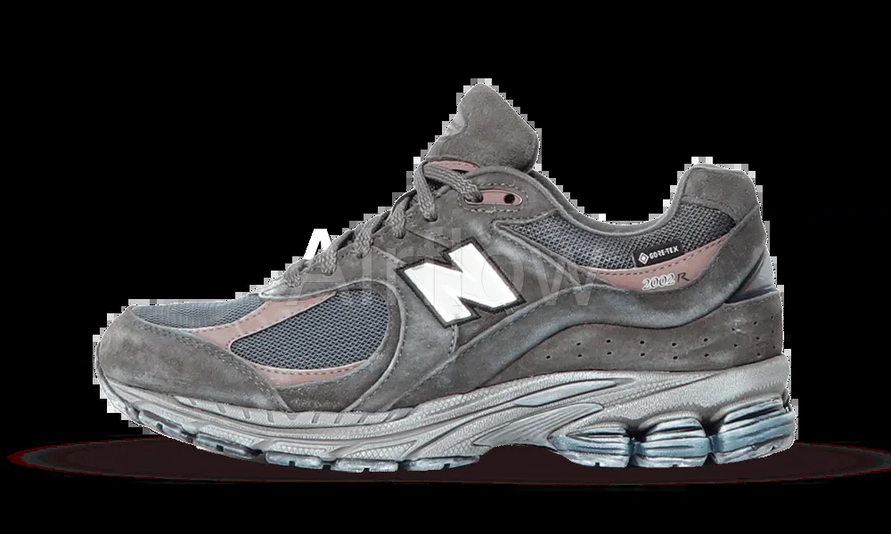 NB 2002R Gore-Tex Dark Grey