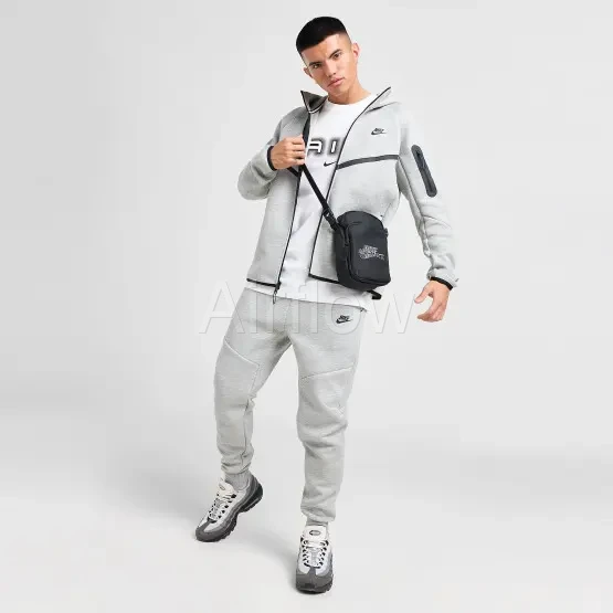 Nike Tech Fleece Men’s Track Pants — vista 2
