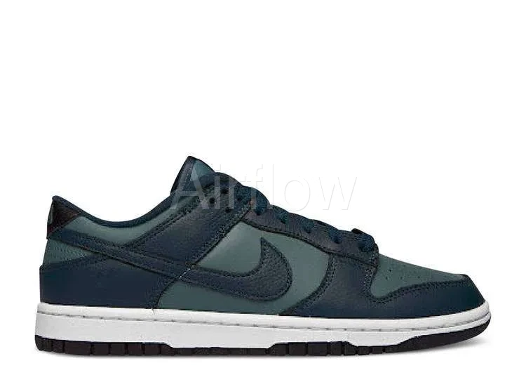 SB DUNK LOW 'ARMORY NAVY'