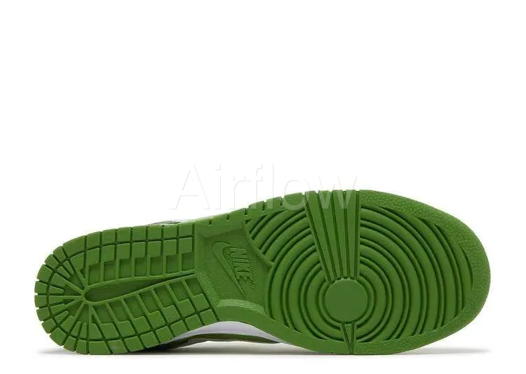 SB DUNK LOW 'CLOROPHYLL 4