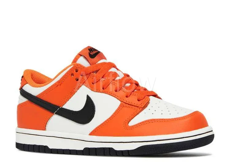 SB DUNK LOW 'HALLOWEEN' — vista 2