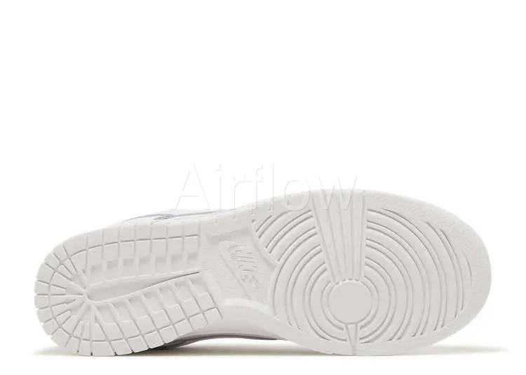 SB DUNK LOW 'TRIPLE WHITE' 4