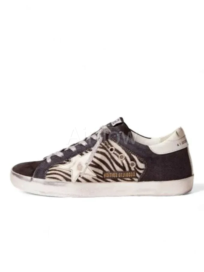 SNEAKERS GOLDEN — vista 2