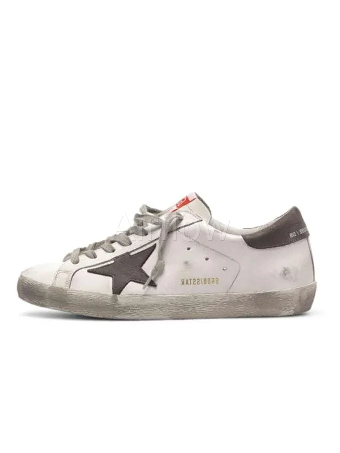 SNEAKERS GOLDEN — vista 2
