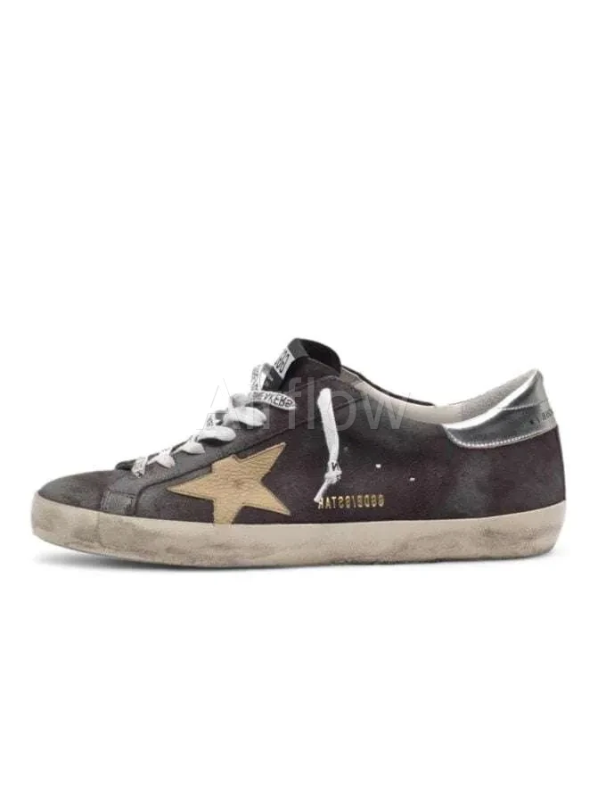 SNEAKERS GOLDEN — vista 2
