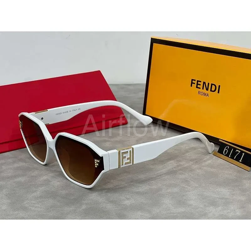 Sunglasses Fendi FDW012