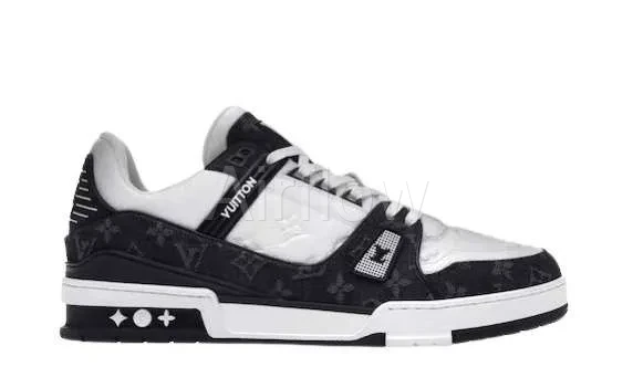 Trainer white black 4