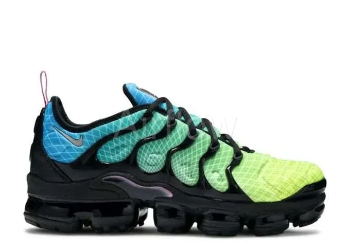 VAPORMAX PLUS — vista 2