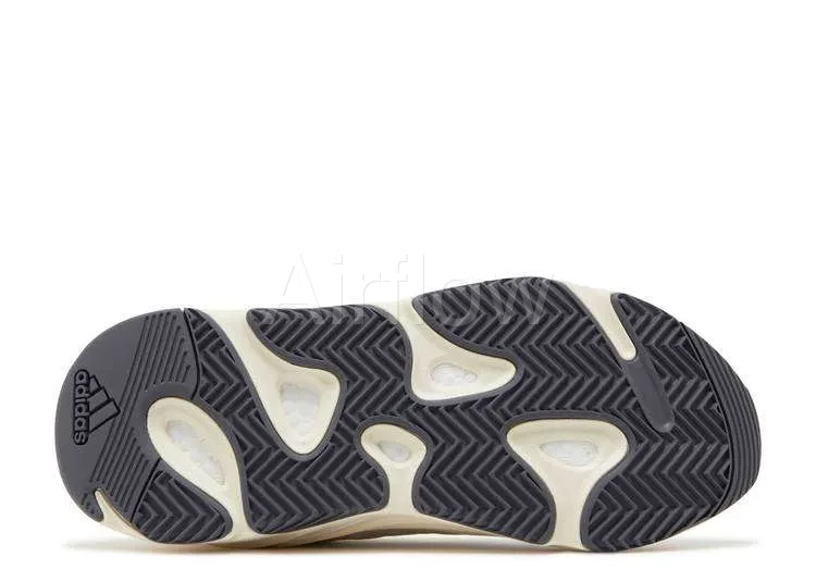 YEEZY BOOST 700 'ANALOG' 4