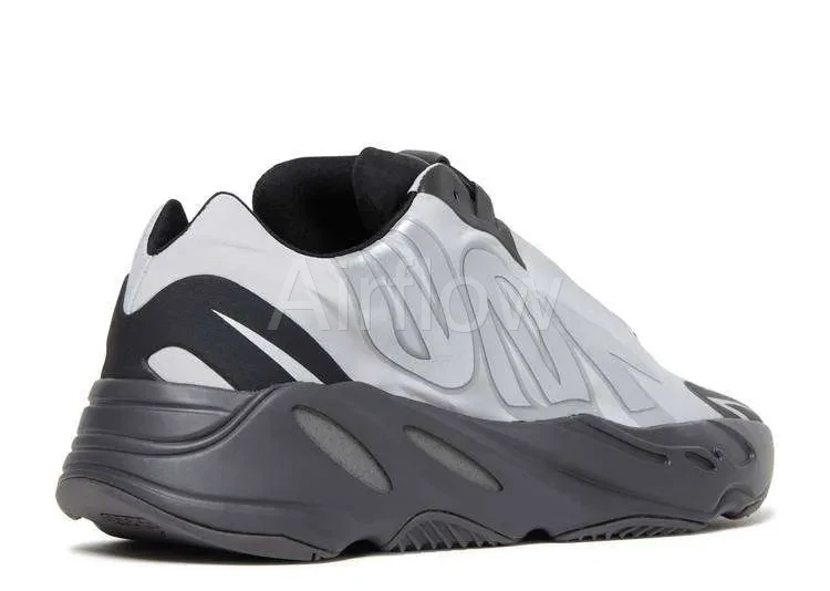 YEEZY BOOST 700 MNVN 'METALLIC' 3