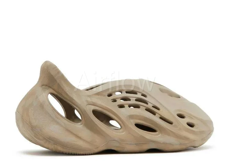 YEEZY FOAM RUNNER 'STONE SAGE' 3