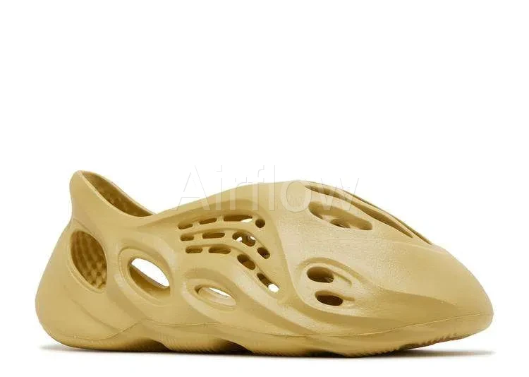YEEZY FOAM RUNNER 'SULFUR' — vista 2