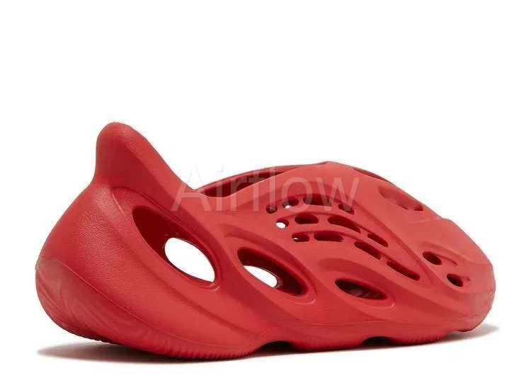 YEEZY FOAM RUNNER 'VERMILLON' 3